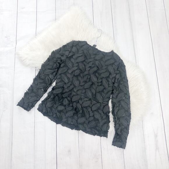 Ann Taylor‎ Factory 3D Leaf Black Peplum Top Size 6 - Picture 3 of 4